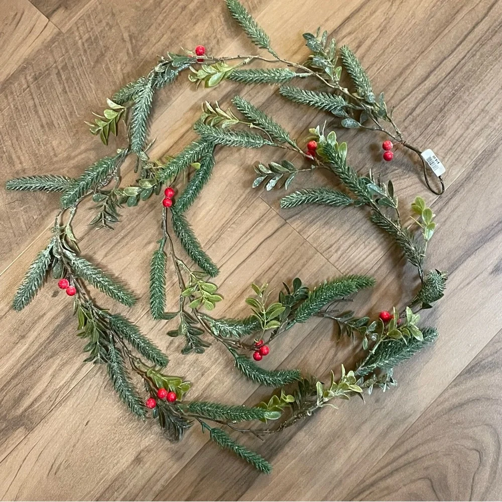 Festive Faux Greenery Garland with Red Berries NWT